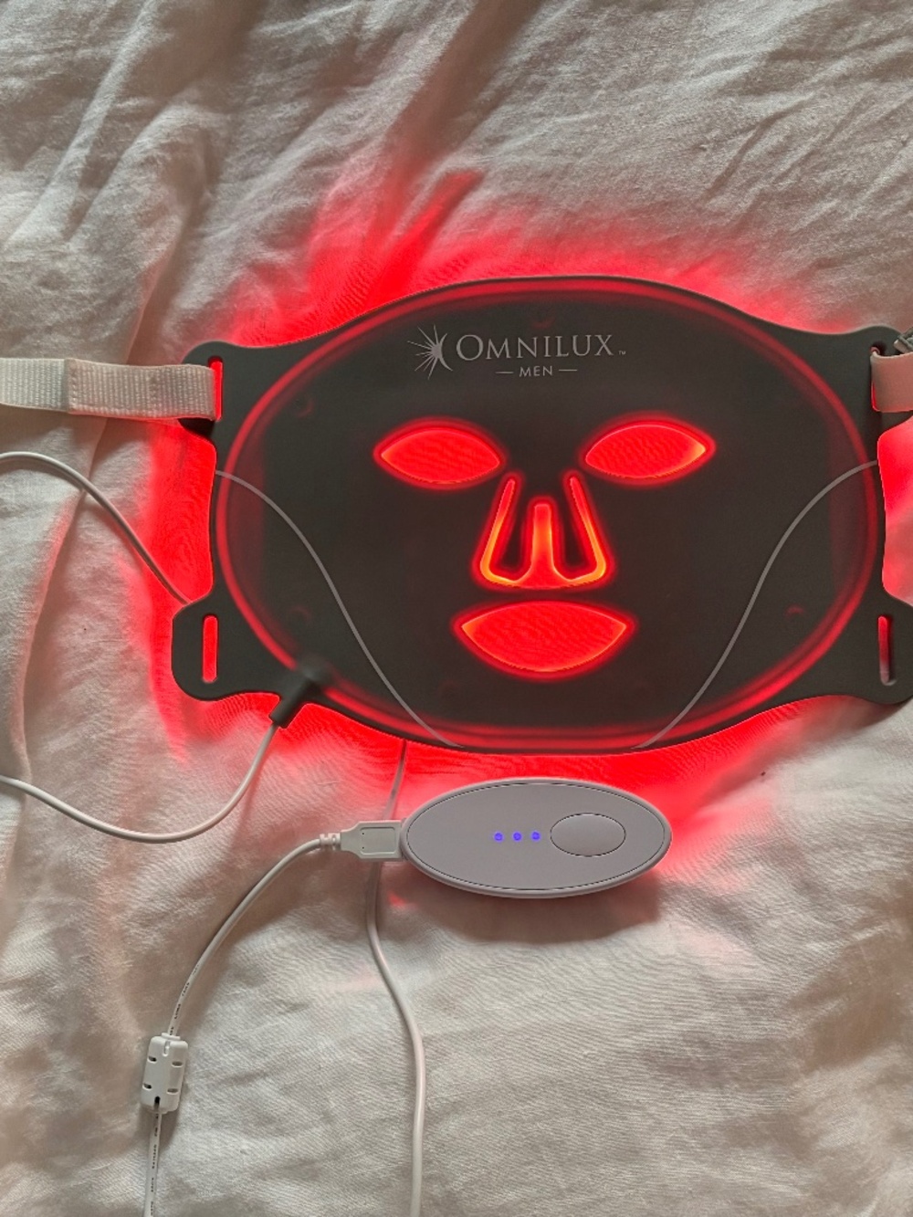 Omnilux men’s red light therapy mask
